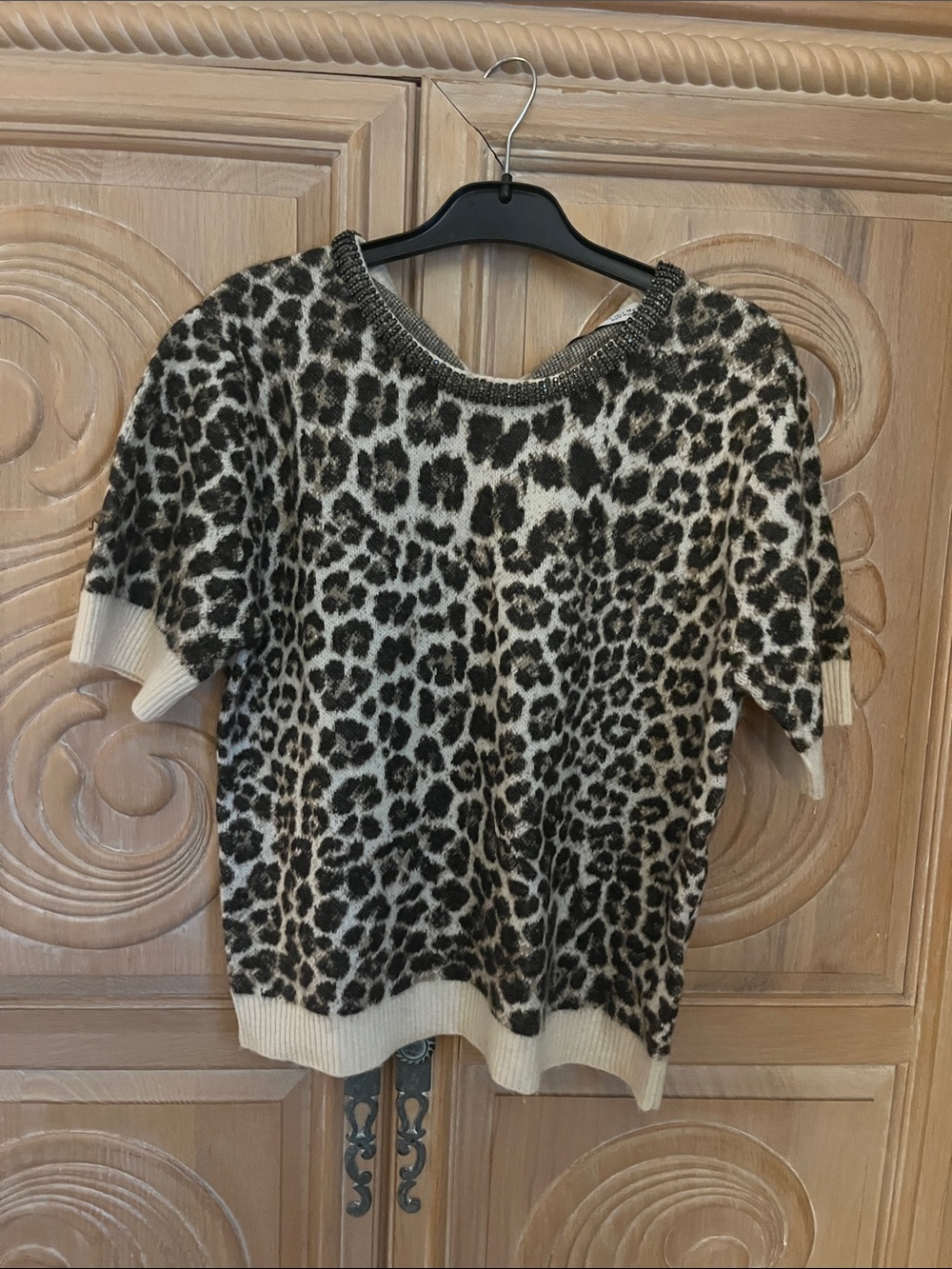 ZARA Leopard Print  cropped Short Sleeve Sweater - Neutral Tones